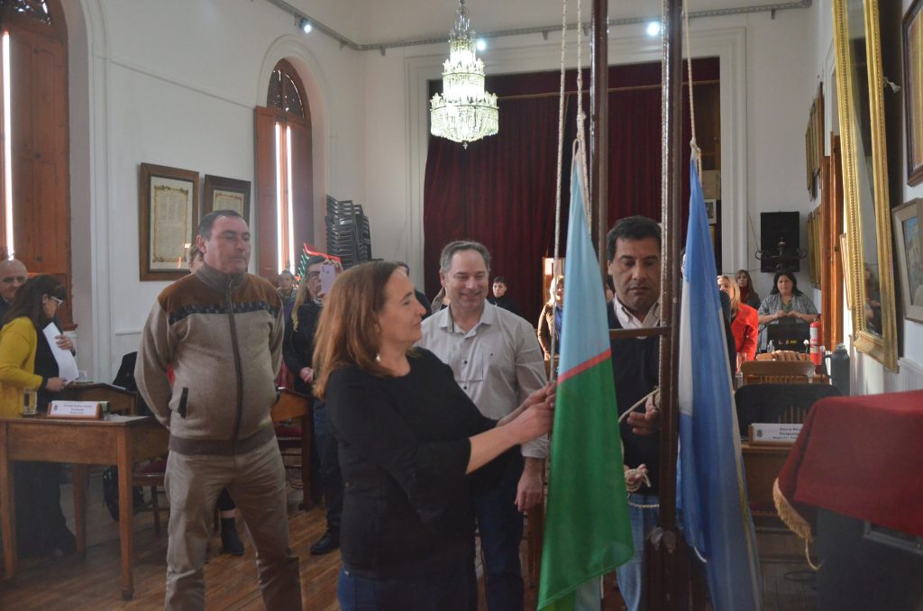 LA FERIA COMUNITARIA SEGUIRÁ EN PLAZA VILLARINO