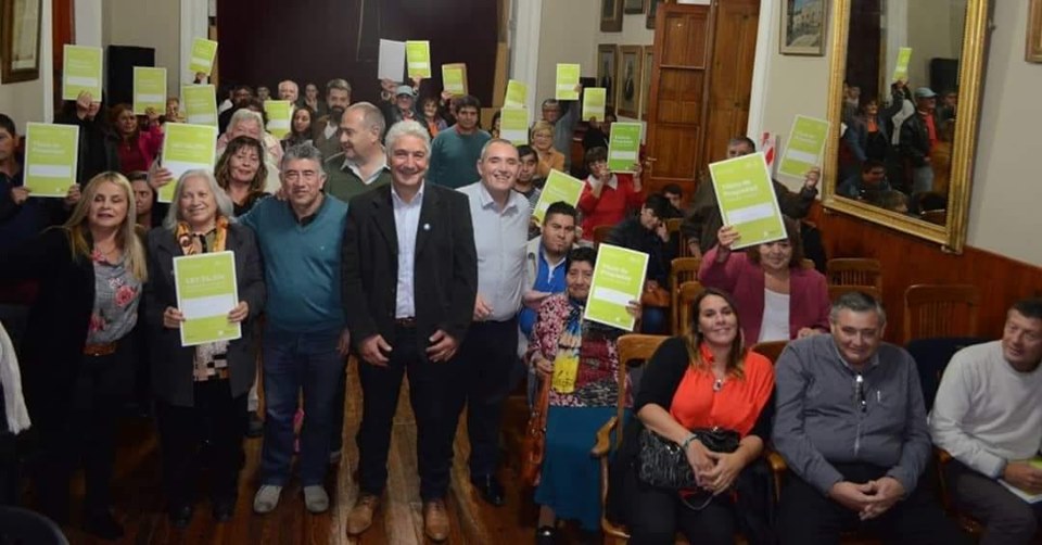 ENTREGA DE ESCRITURAS EN PATAGONES