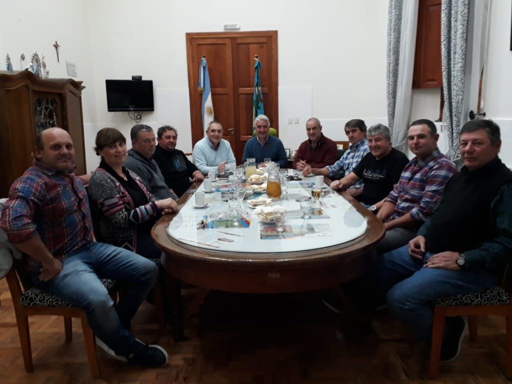 CON EL ACOMPAÑAMIENTO DE LAS ENTIDADES RURALES