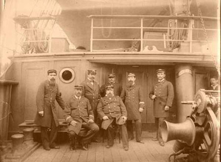Tripulacion nave villarino